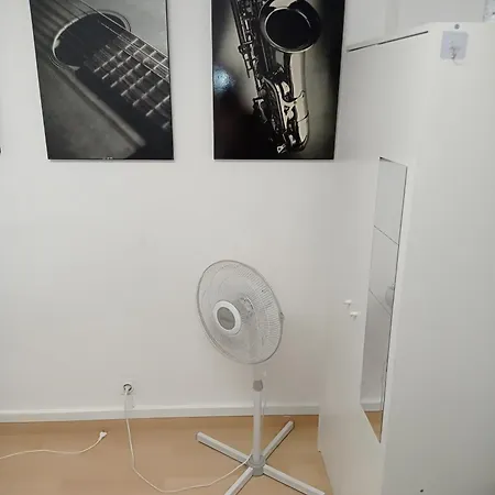 ゲストハウス Double Private Center Aragon Street